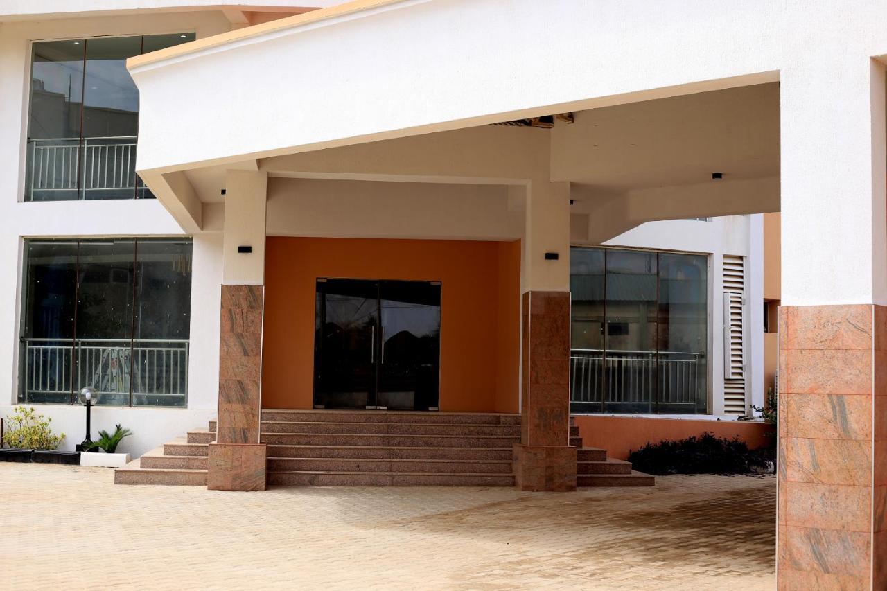 Guest Pride Hotel Кано Екстер'єр фото